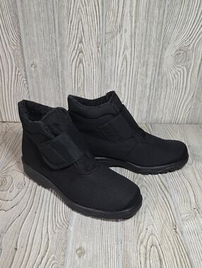 Toe Warmers Active Black Waterproof Winter Ankle Boots Womens Size 7.5